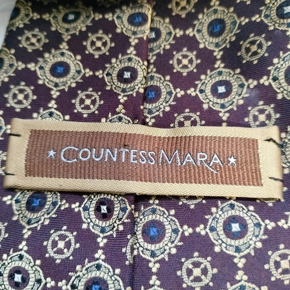 Countess Mara Silk Necktie Tie Geometric Medallion Pattern 56x4 - Picture 3 of 10